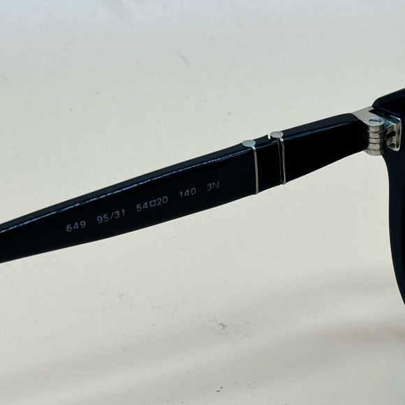 Persol 649 Sunglasses - Picture 4 of 16